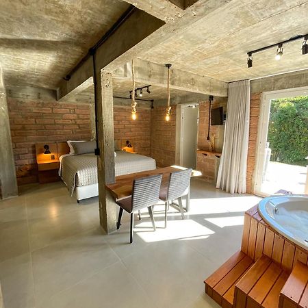 Pietra Rossa- Vale Dos Vinhedos Hotel เบงโต กองซัลเวส ภายนอก รูปภาพ